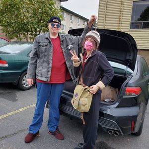 Meet your Posher, Hoak